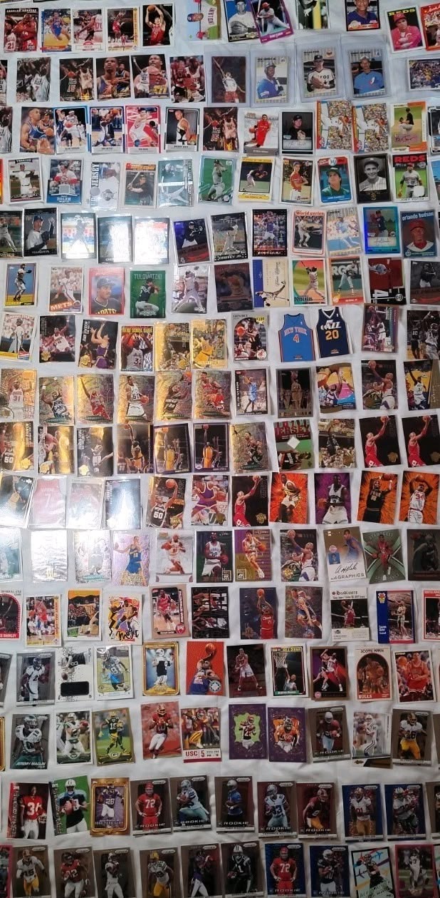 Trading cards collection